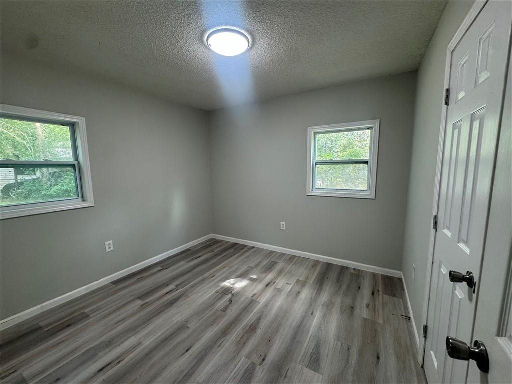 6505 James St - Photo 7 of 7
