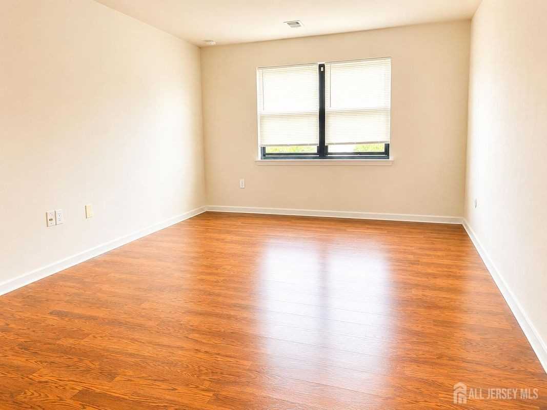 1728 Raspberry Ct - Photo 6 of 10