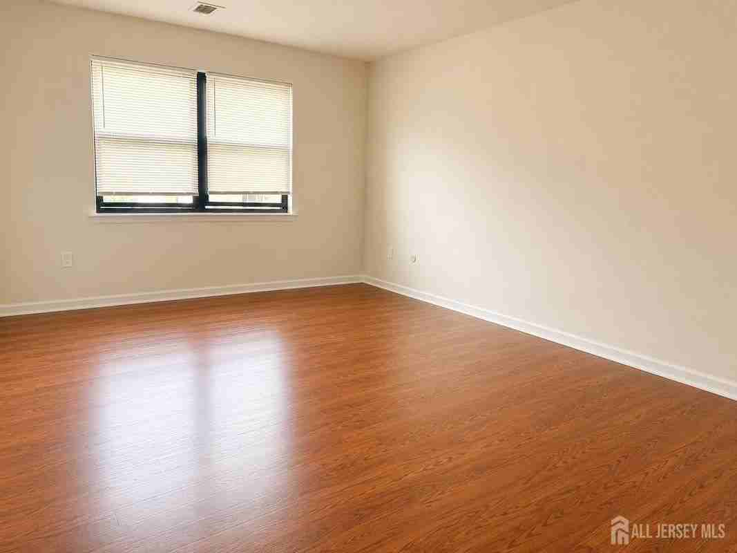 1728 Raspberry Ct - Photo 7 of 10