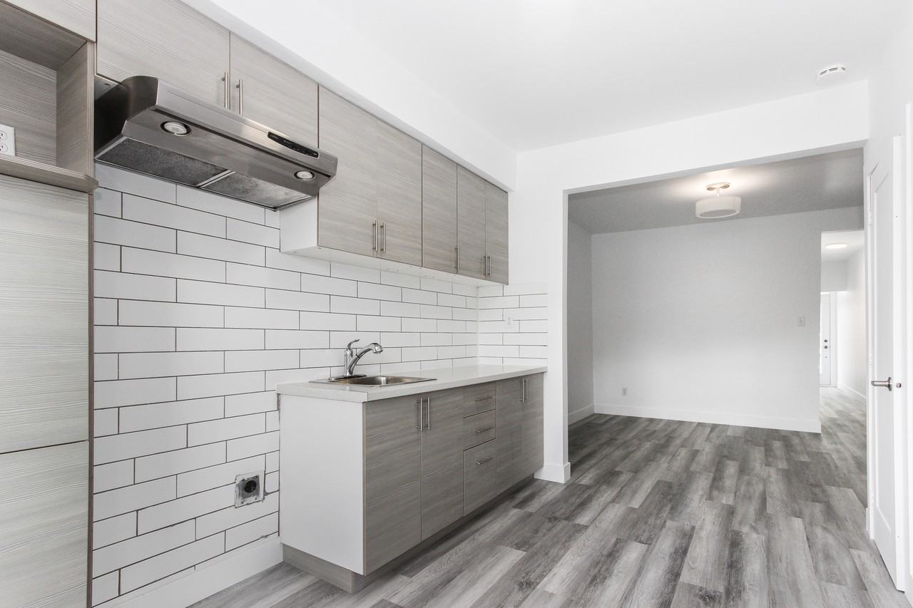 7598 Henri-Julien - Photo 4 of 28