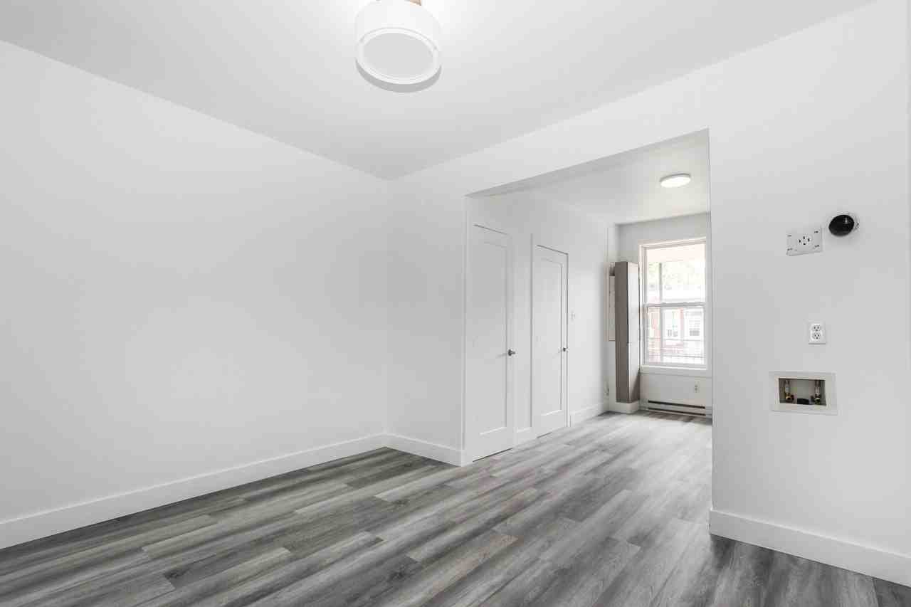 7598 Henri-Julien - Photo 7 of 28