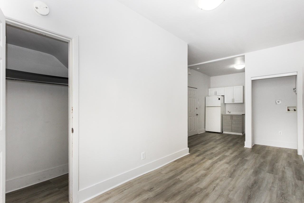 6637 St. Denis - Photo 4 of 18