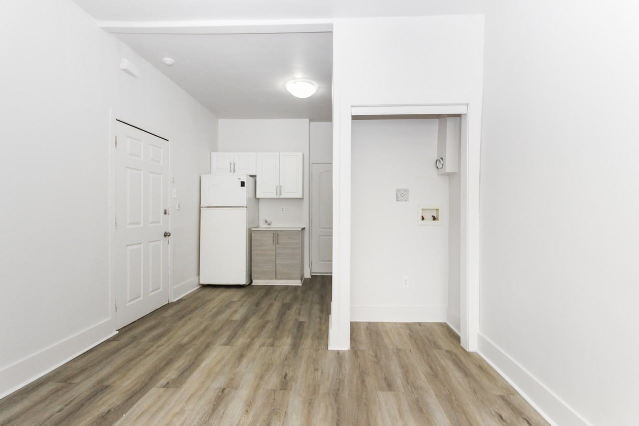 6637 St. Denis - Photo 6 of 18