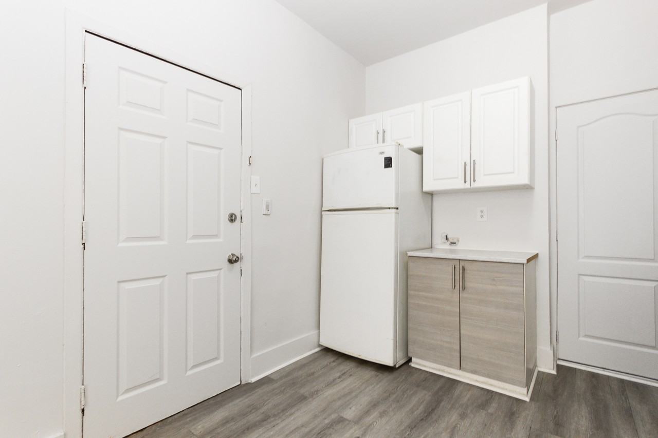 6637 St. Denis - Photo 7 of 18