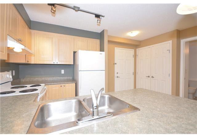 630 Mcallister Loop Sw - Photo 4 of 17