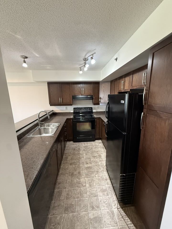 443-230 Fairhaven Road - Photo 7 of 25