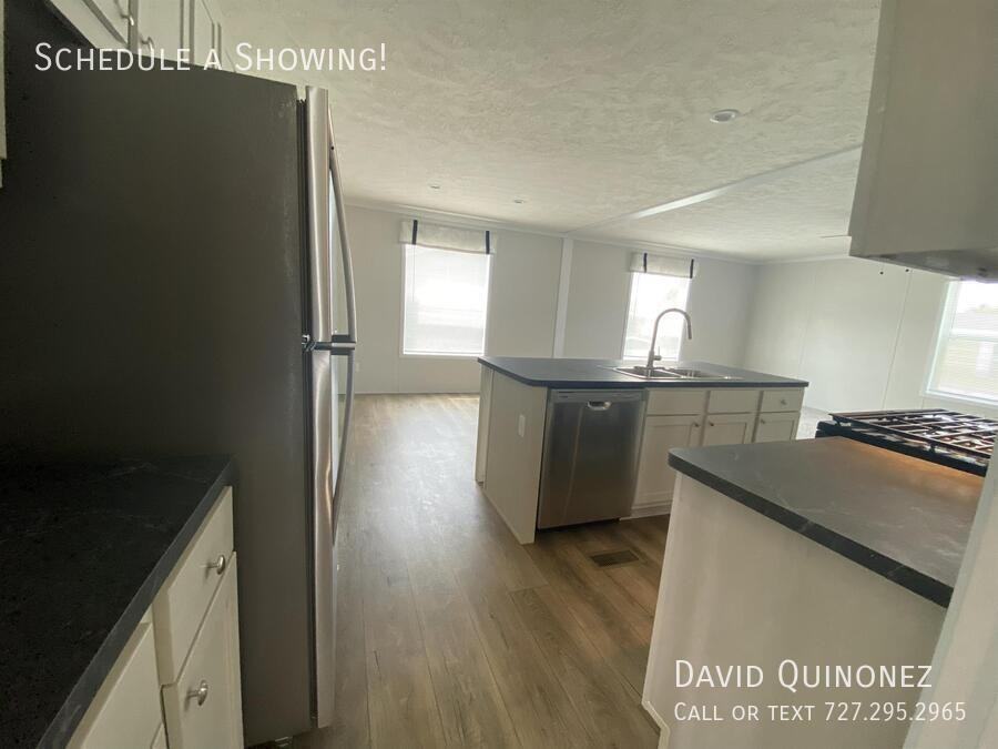 112 Murray Dr - Photo 4 of 14