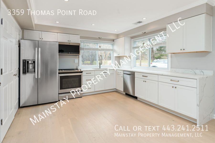 3359 Thomas Point Rd - Photo 6 of 37
