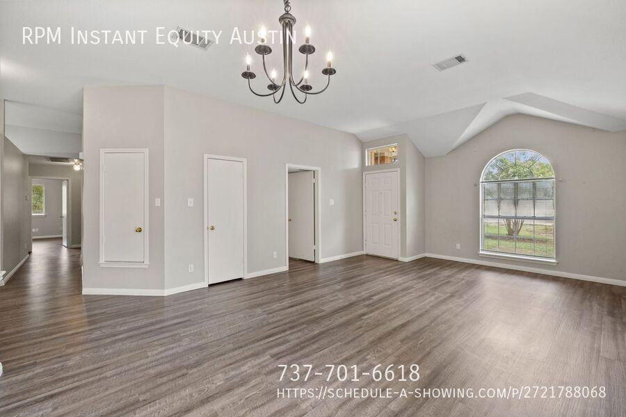 1510 Barcus Dr - Photo 7 of 37