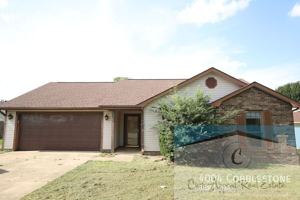 featured image of 4004 Cobblestone Cir