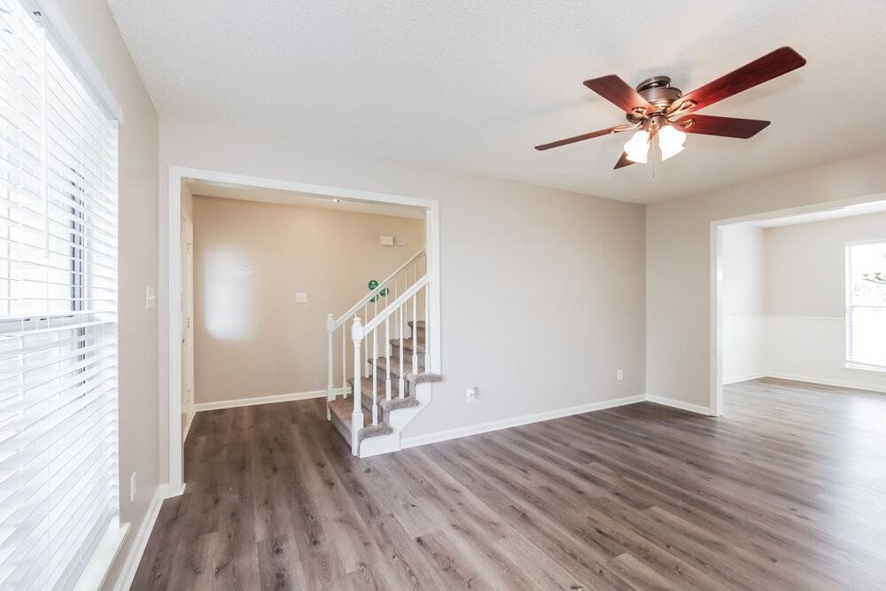 7304 Hethersett Ln - Photo 6 of 17