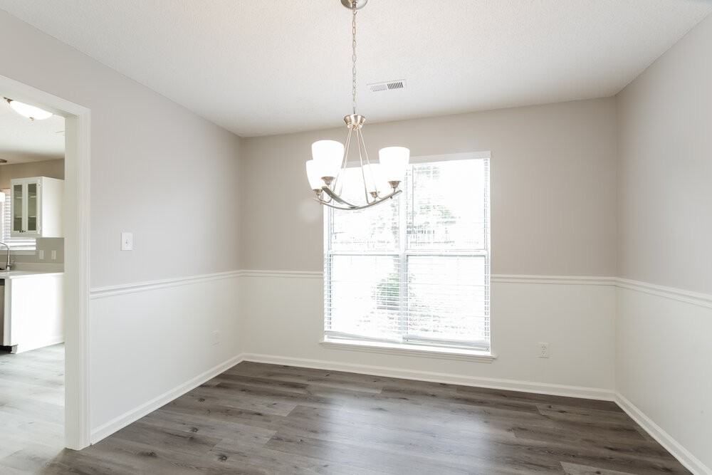 7304 Hethersett Ln - Photo 7 of 17