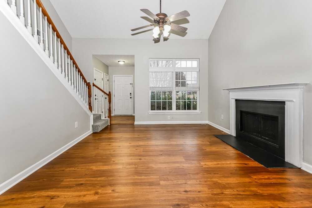 3208 Nicole Dr - Photo 5 of 17