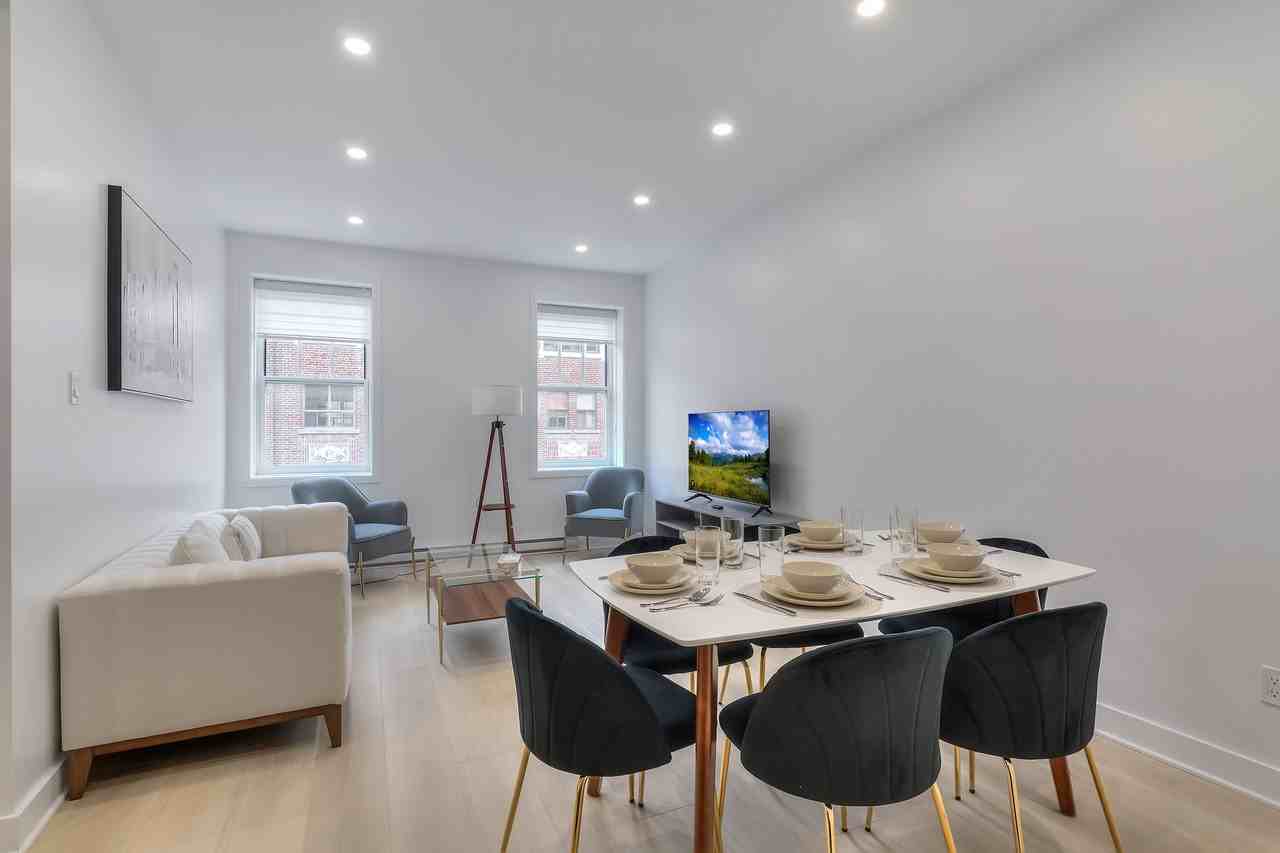 2080 Avenue Lincoln - Photo 2