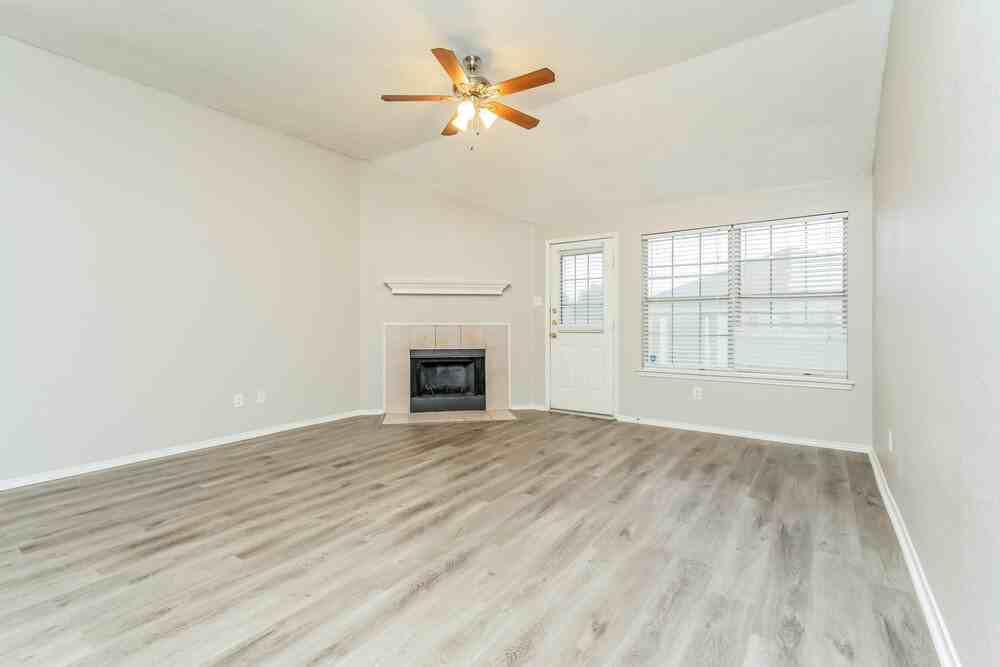 813 Edgehill Rd - Photo 4 of 21