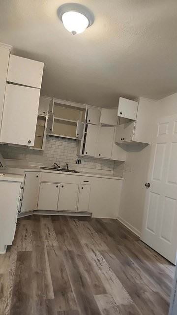 6909 E 114th Ter - Photo 2 of 10