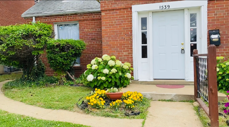 1539 Mclaran Ave #1E - Photo 3 of 14
