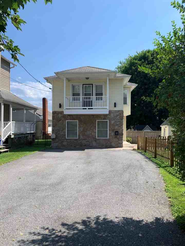 316 Belvidere St - Photo 2 of 16