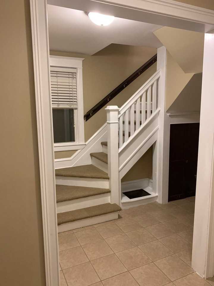 316 Belvidere St - Photo 7 of 16