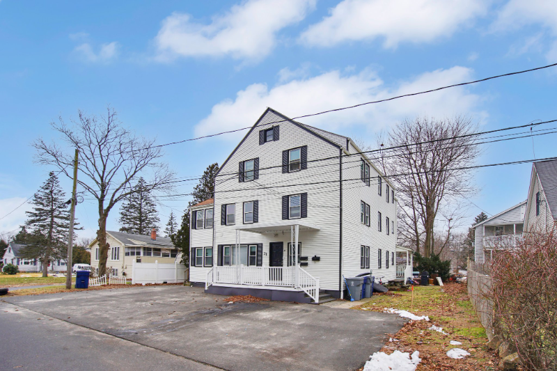 31 Tyler Ave #2ndFL - Photo 3 of 41