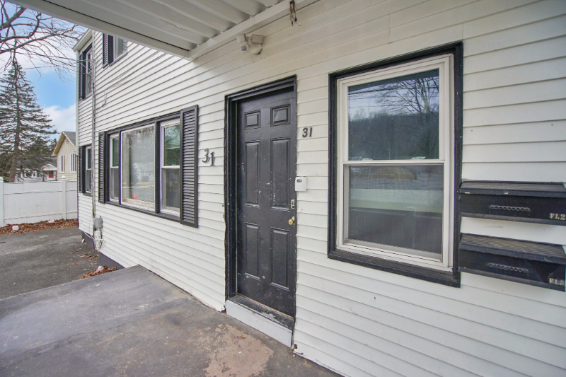 31 Tyler Ave #2ndFL - Photo 4 of 41