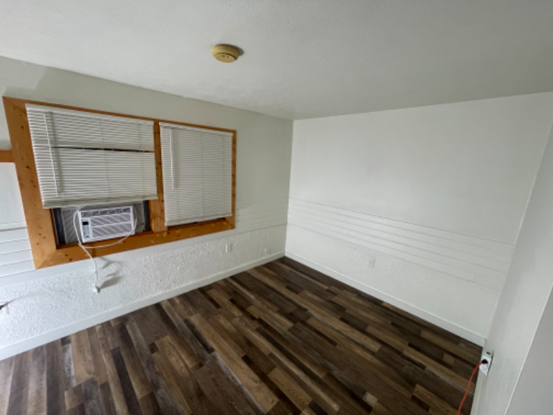 741 Cleveland St - Photo 3 of 4