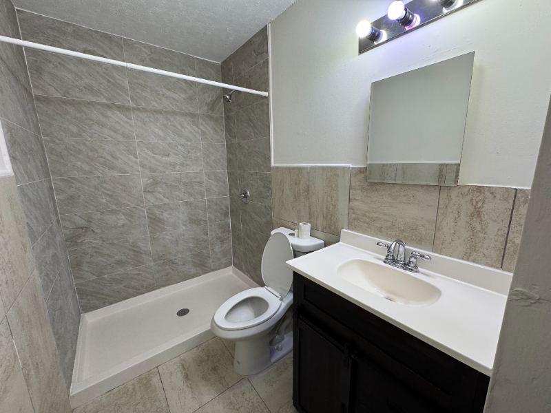 213 Amellia Pl - Photo 7 of 18