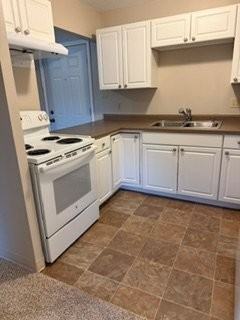 301 Heideman Ave #303 - Photo 2 of 7