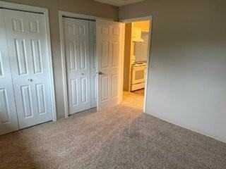 301 Heideman Ave #303 - Photo 5 of 7