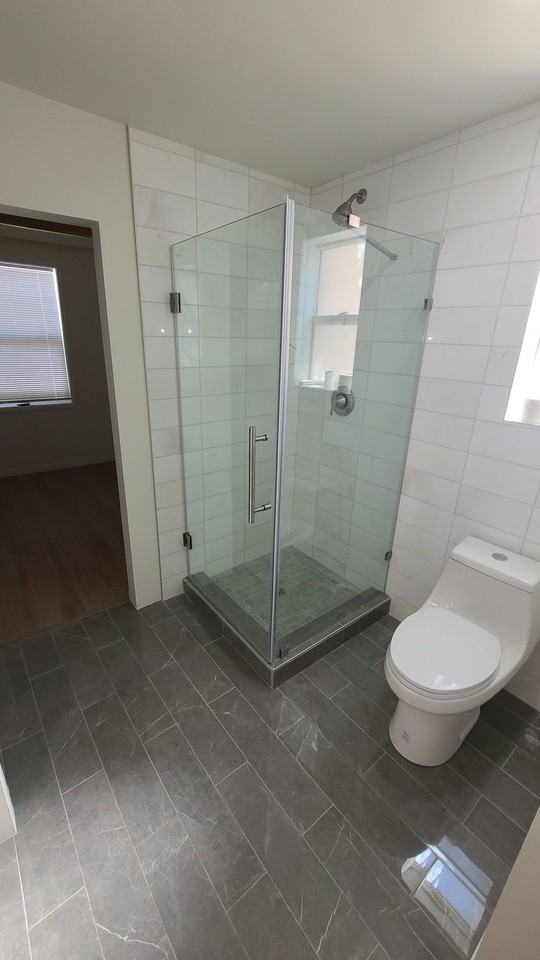 343 Stewart St #1-2 - Photo 3 of 15