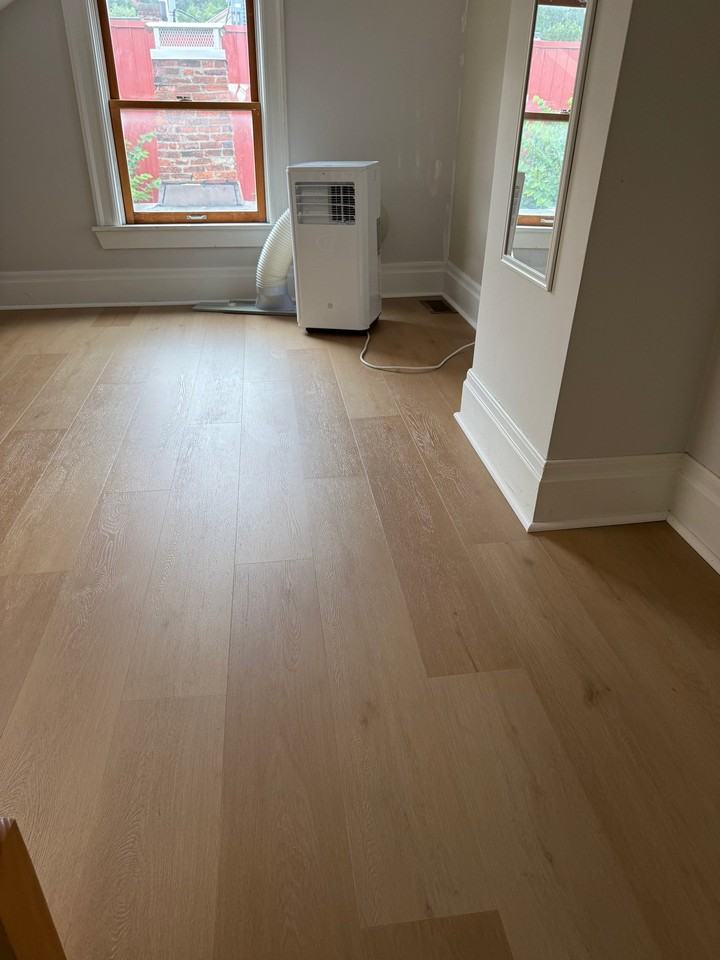 1314 Sarah St - Photo 6 of 15