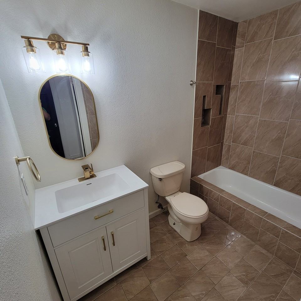 3818 N Lost Creek Loop - Photo 5 of 17