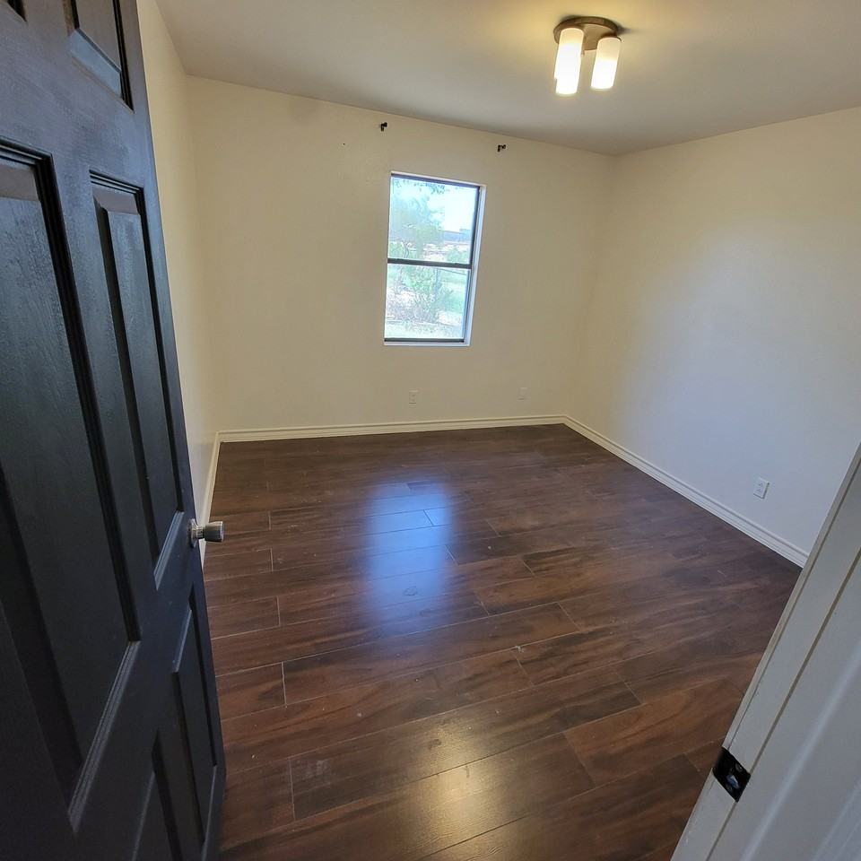 3818 N Lost Creek Loop - Photo 7 of 17