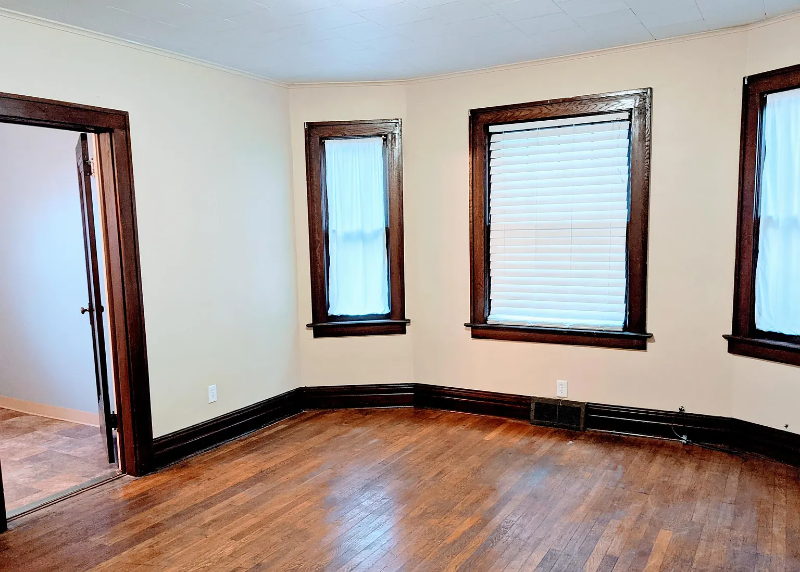 2208 Highland Ave - Photo 4 of 20