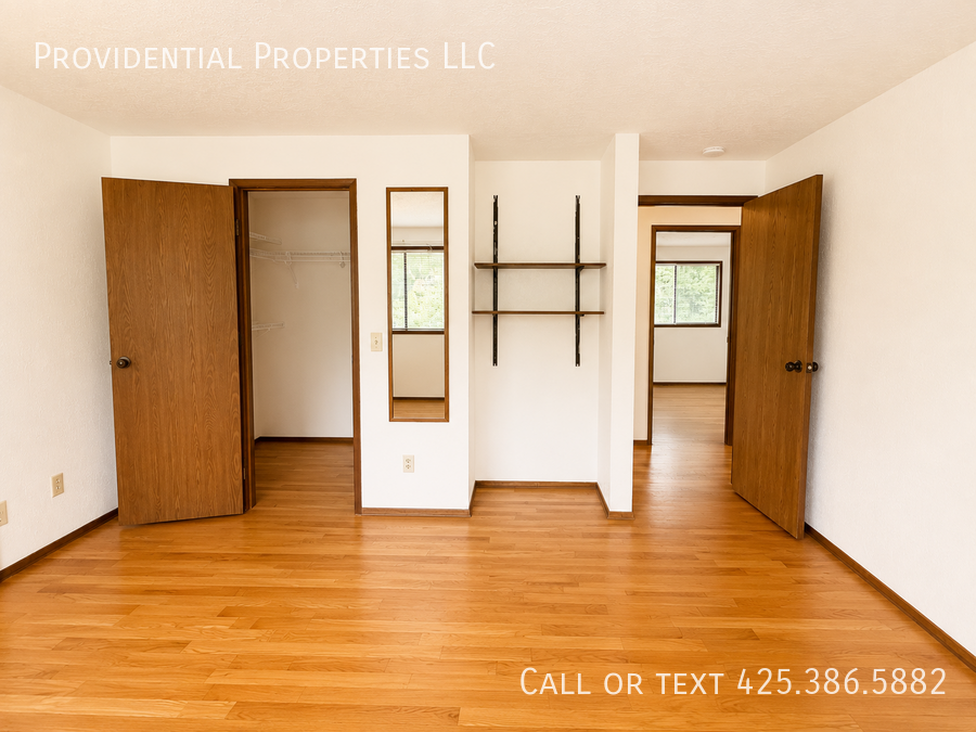 13316 22nd Ave Ne - Photo 6 of 18
