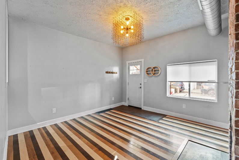 5201 1/2 Duncan St - Photo 2 of 20