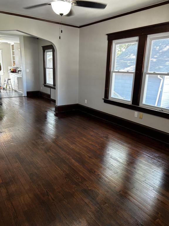 513 Wellmoor St - Photo 3 of 10