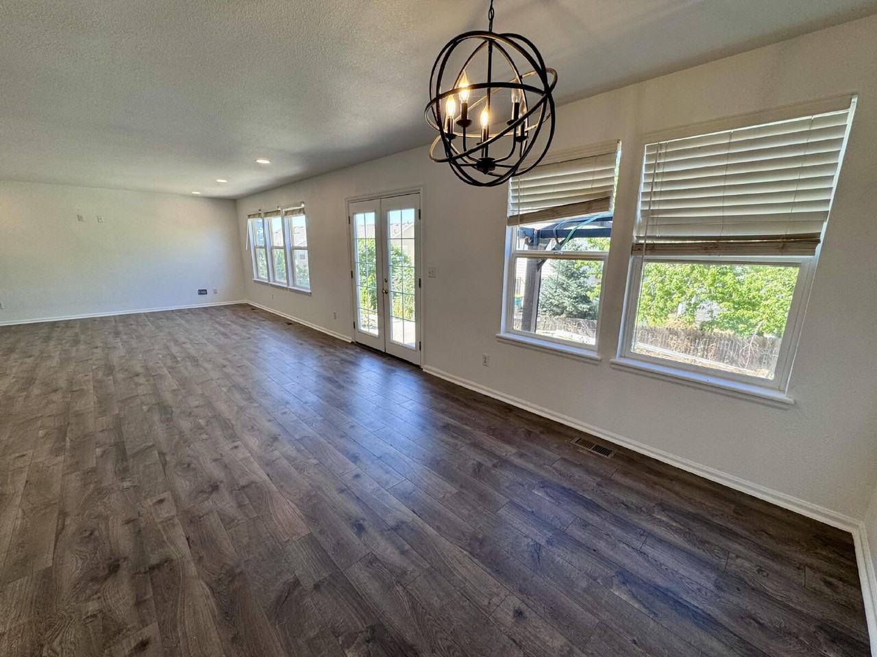 19308 E Dickenson Pl - Photo 4 of 35
