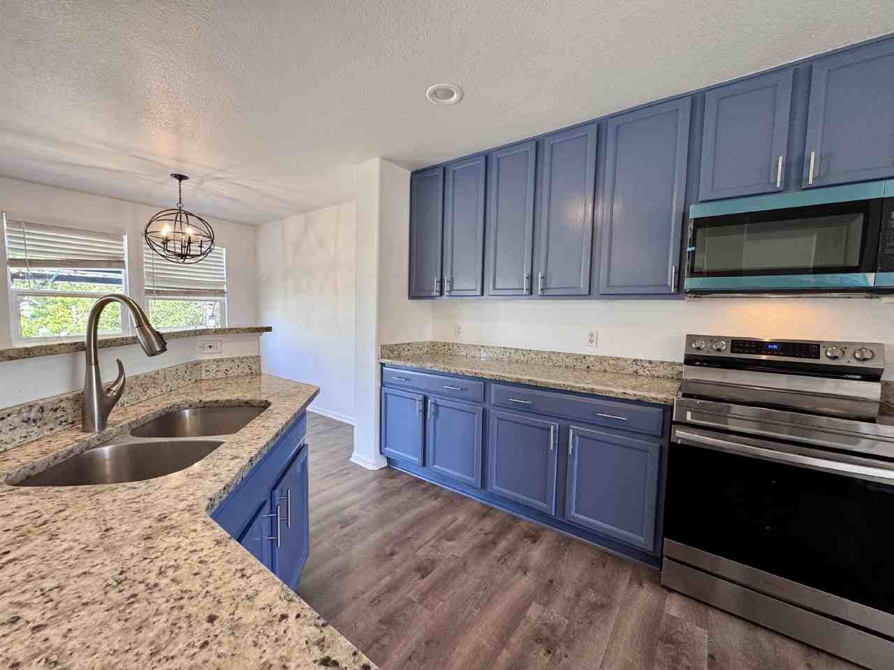 19308 E Dickenson Pl - Photo 7 of 35