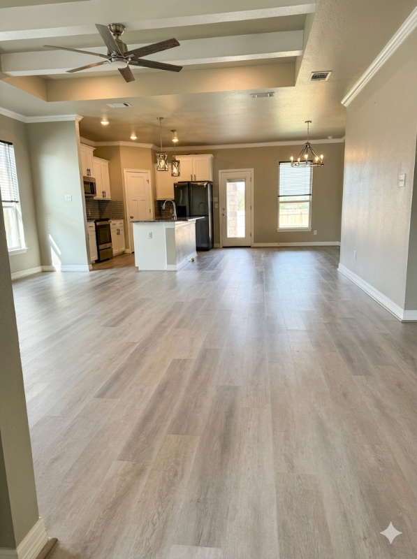 104 Seattle Slew Dr - Photo 2 of 14