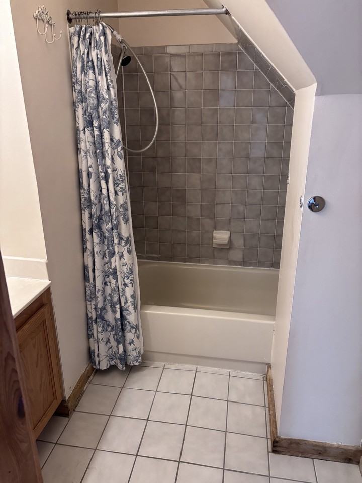 194 Harvard St #5 - Photo 6 of 7