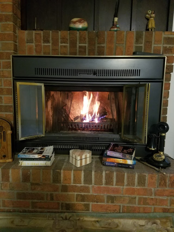 638 Gilcrest Rd - Photo 3 of 11