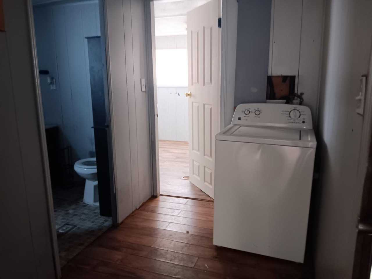 951 N Auburn Ave #32 - Photo 2 of 7