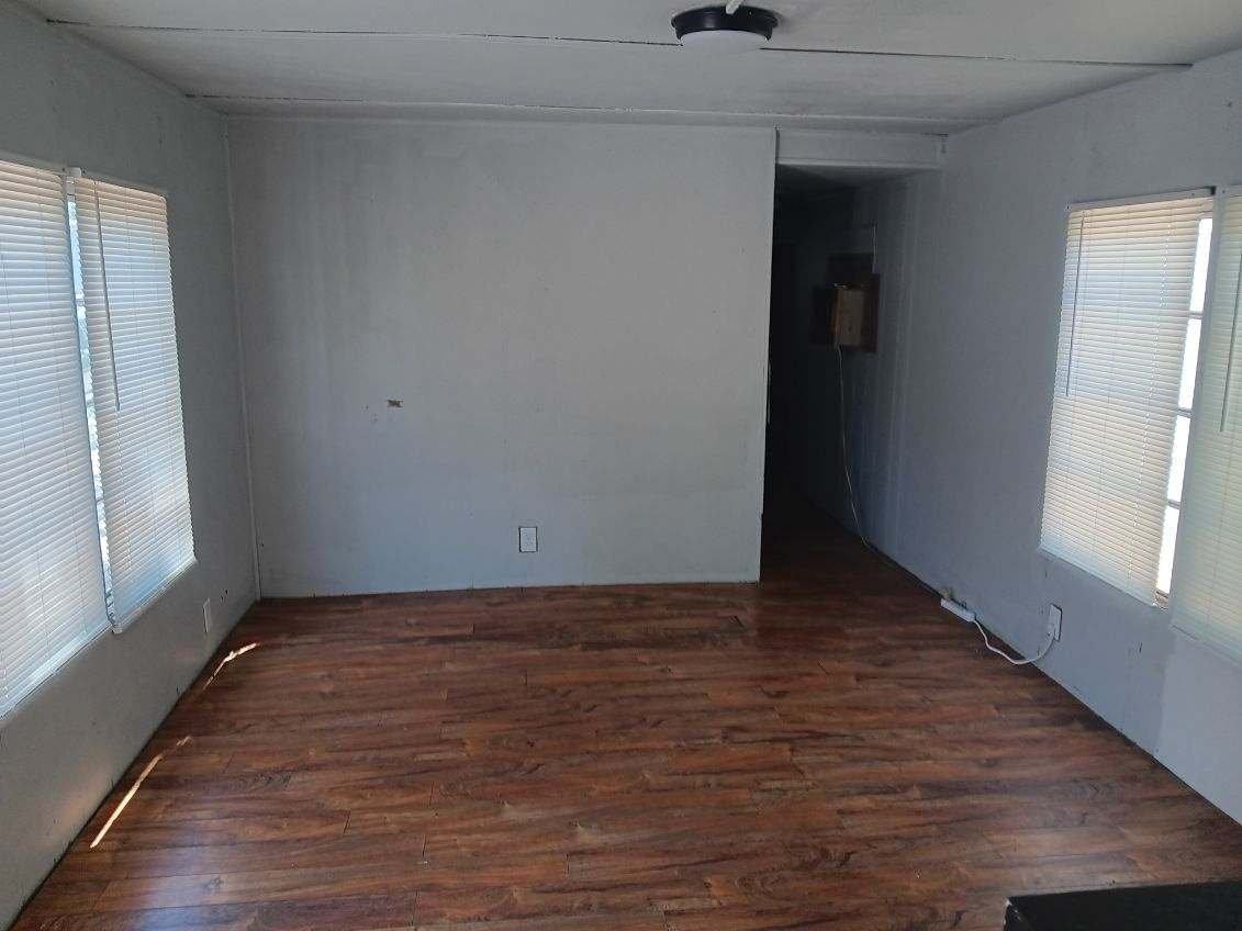 951 N Auburn Ave #32 - Photo 4 of 7