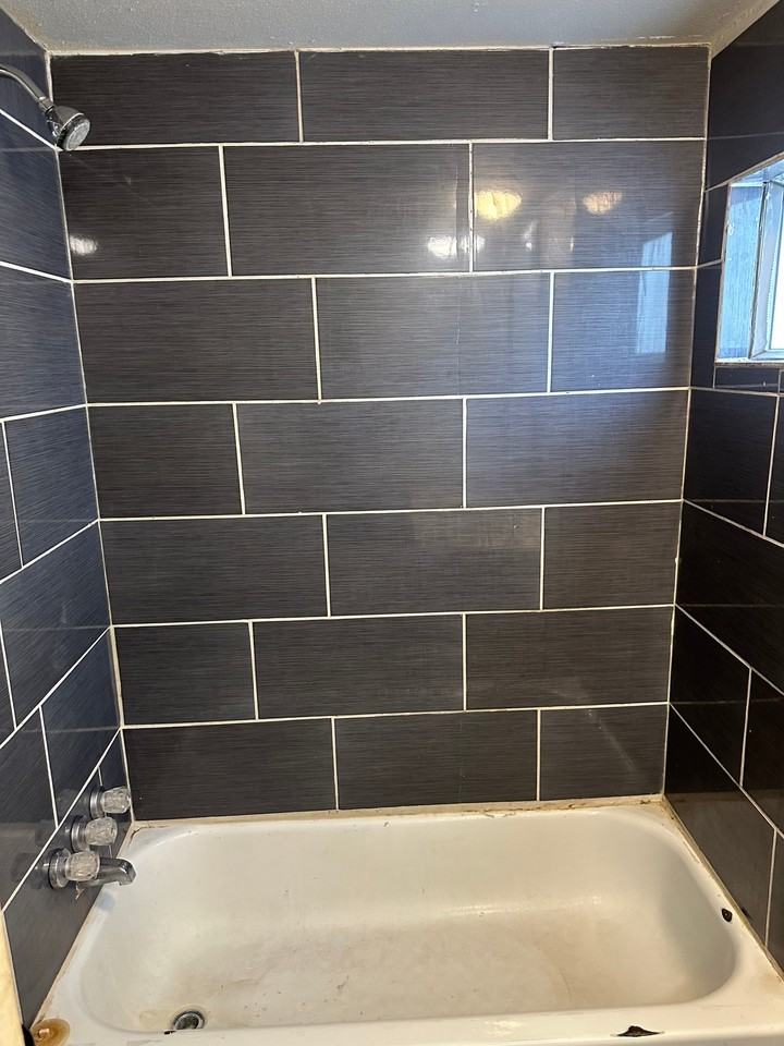 951 N Auburn Ave #32 - Photo 5 of 7