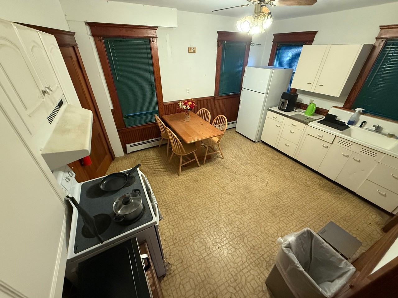 36 Grandview Ave - Photo 3 of 16