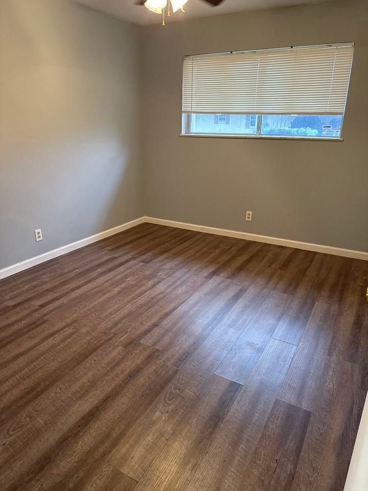 2145 Treemont Ln - Photo 2 of 9