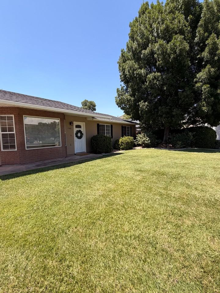 1743 W Green Valley Ln - Photo 4 of 20