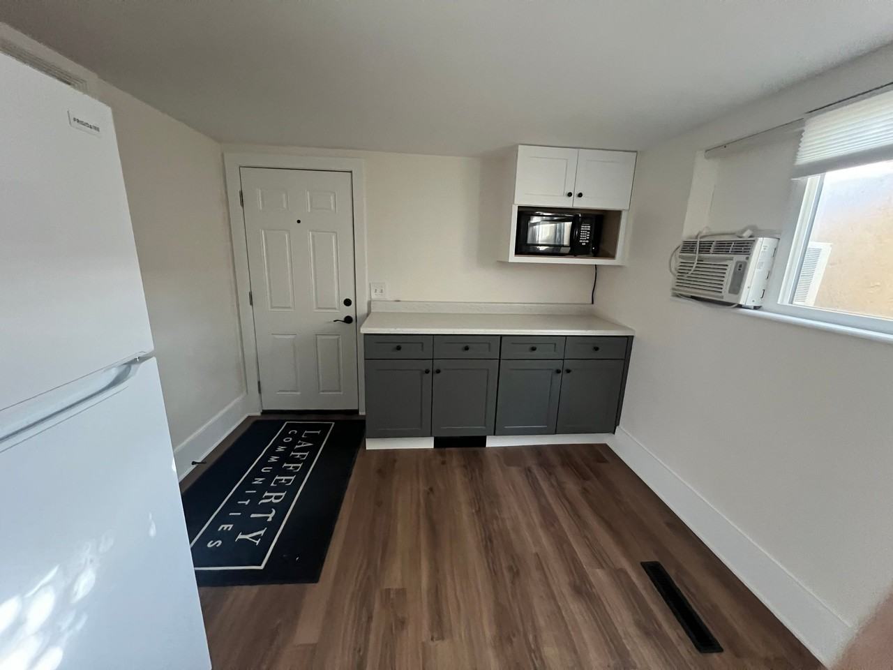 333 Ne - Photo 3 of 14