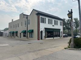 featured image of 775 N Bank Ln